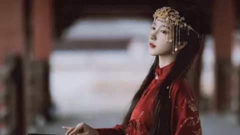 倪妮巴黎时装周造型