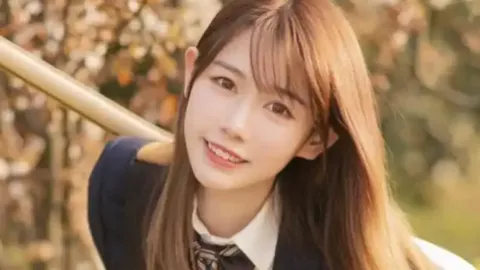 唐仁健吃喝玩乐