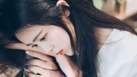 大理石染色冒充翡翠
