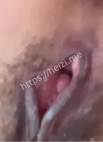 人妻