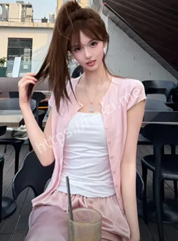 暴露着装