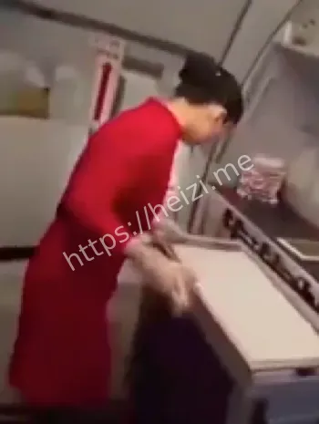 川航白金卡事件