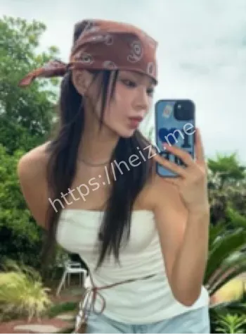 李晓彤