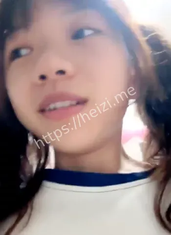 芋圆奶茶家徒四壁背景