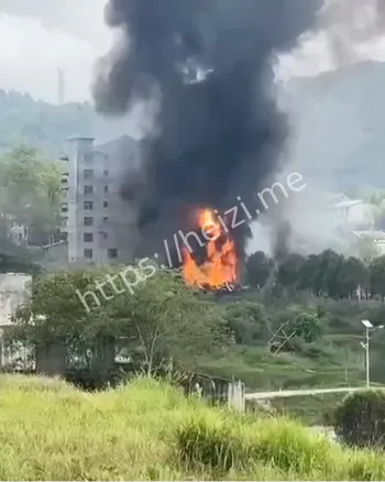 娄星区G234油罐车事故