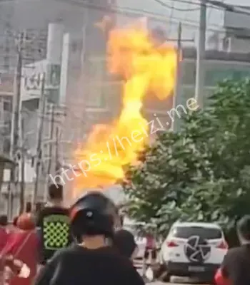 施工挖爆管道