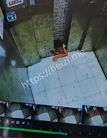 电梯小孩