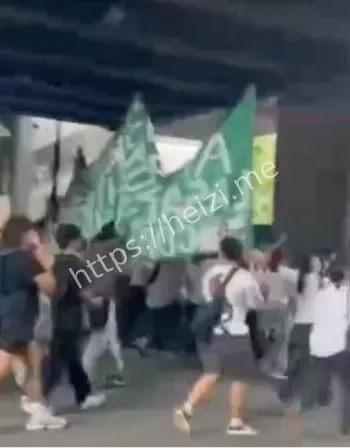 马尼拉万亿比索游行