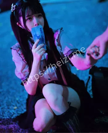 双马尾萝莉