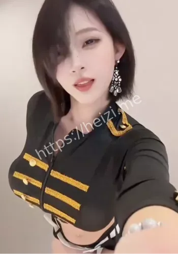 大尺度自拍视频