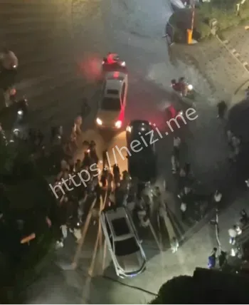 堵门事件