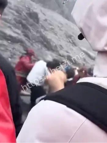 玉龙雪山游客冲突事件