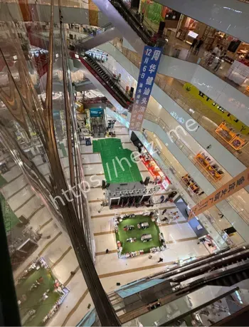 商场跳楼