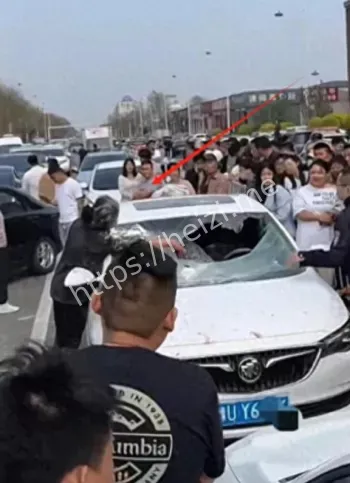 小三正脸被扒曝光后续