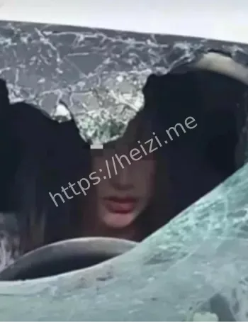 原配砸车捉奸聊天记录细节