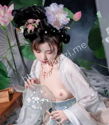 高颜值反差萝莉身材