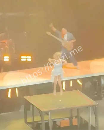 深圳站高衩舞衣辟谣