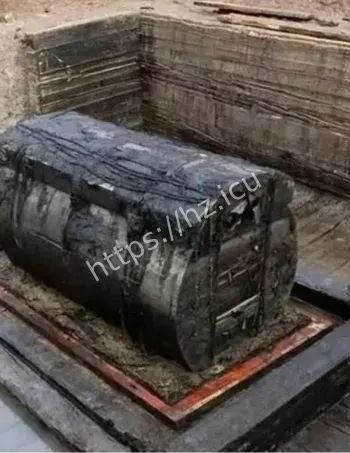 秦岭探险失踪传闻