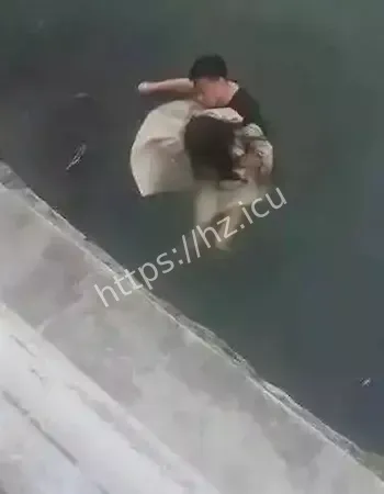 惨死桥下