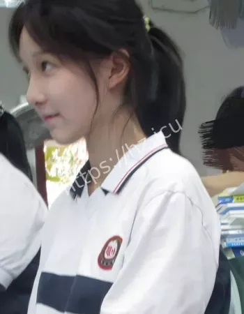 为爱拍照留纪念