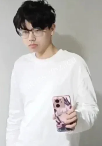 二婚少妇抓奸现场暧昧姿势