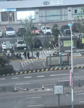 比亚迪宋疑似失控