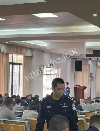 公职人员出轨事件