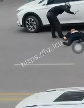 骑手与司机吵架后