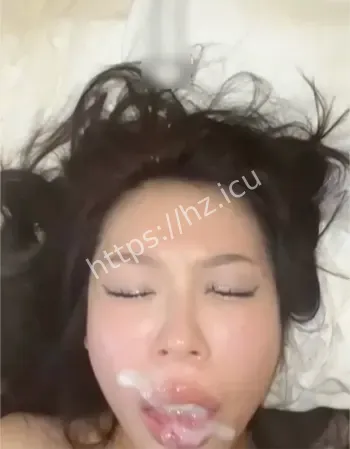 高颜值女孩反差